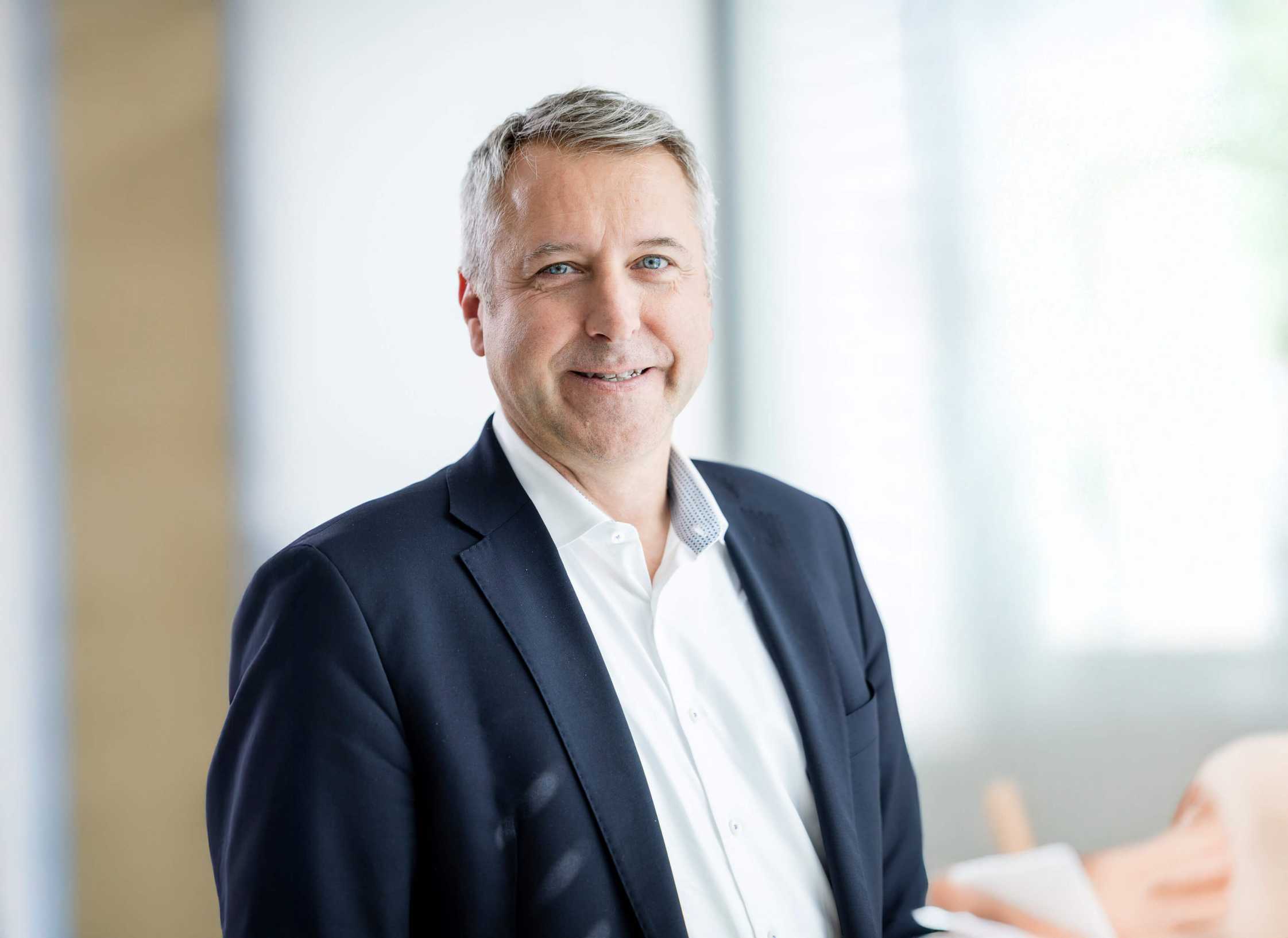 Portrait Niko Hofmann, CFO